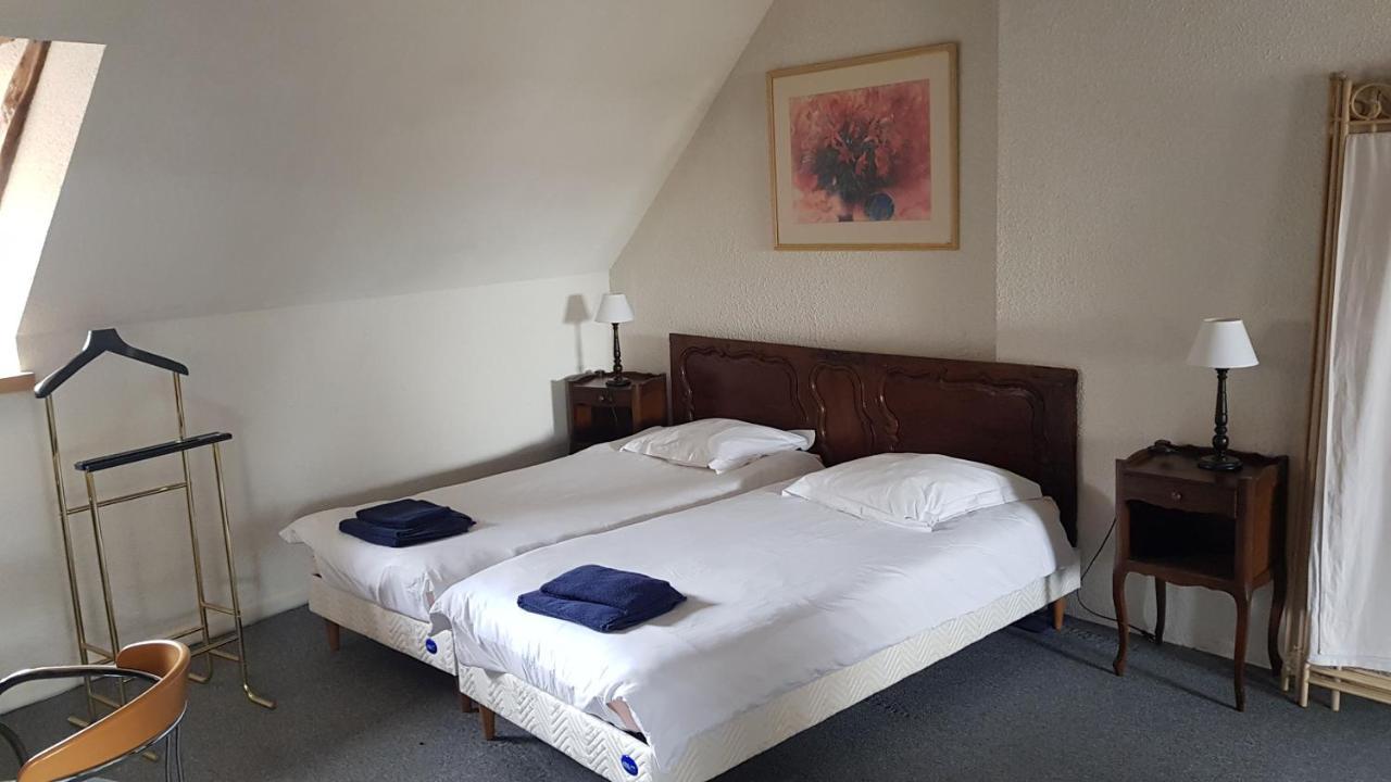 Hebergement-Luxeuil-Les-Bains Exteriör bild