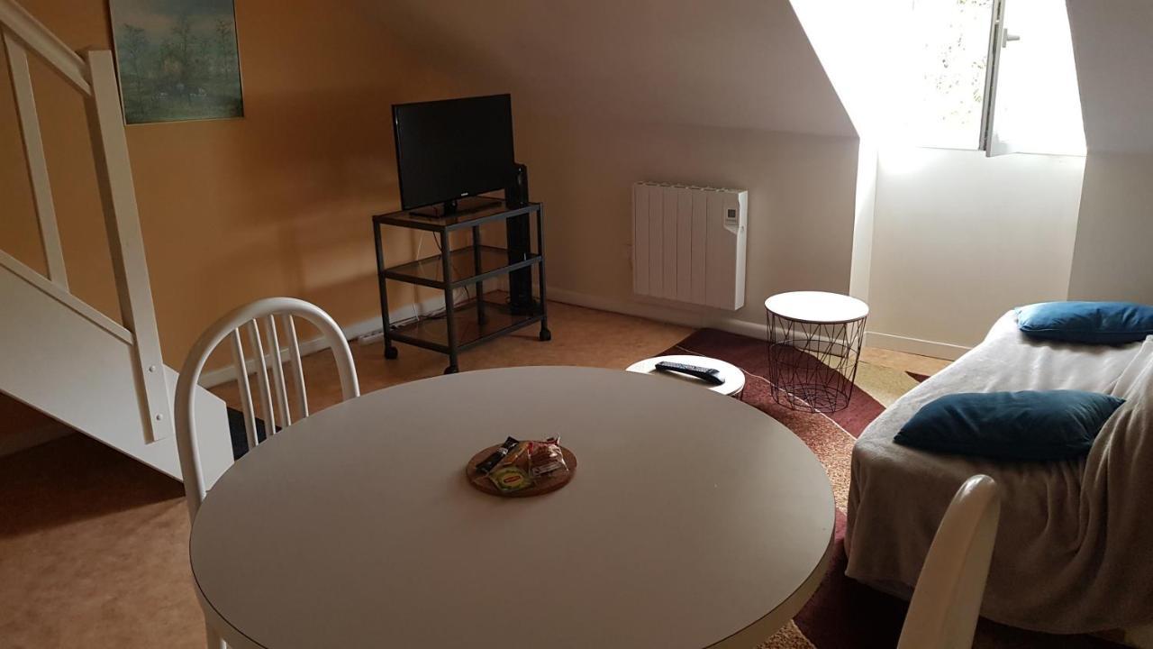 Hebergement-Luxeuil-Les-Bains Exteriör bild
