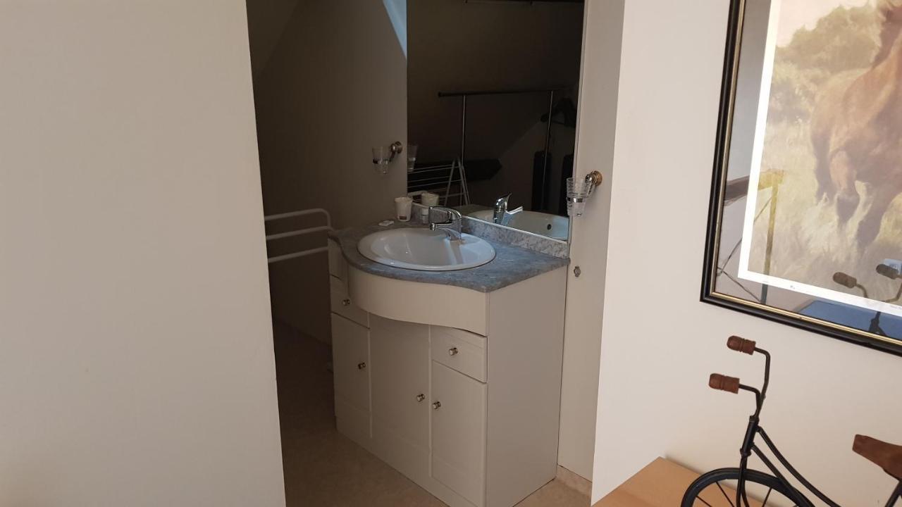 Hebergement-Luxeuil-Les-Bains Exteriör bild